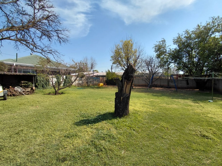 4 Bedroom Property for Sale in Potchefstroom North West